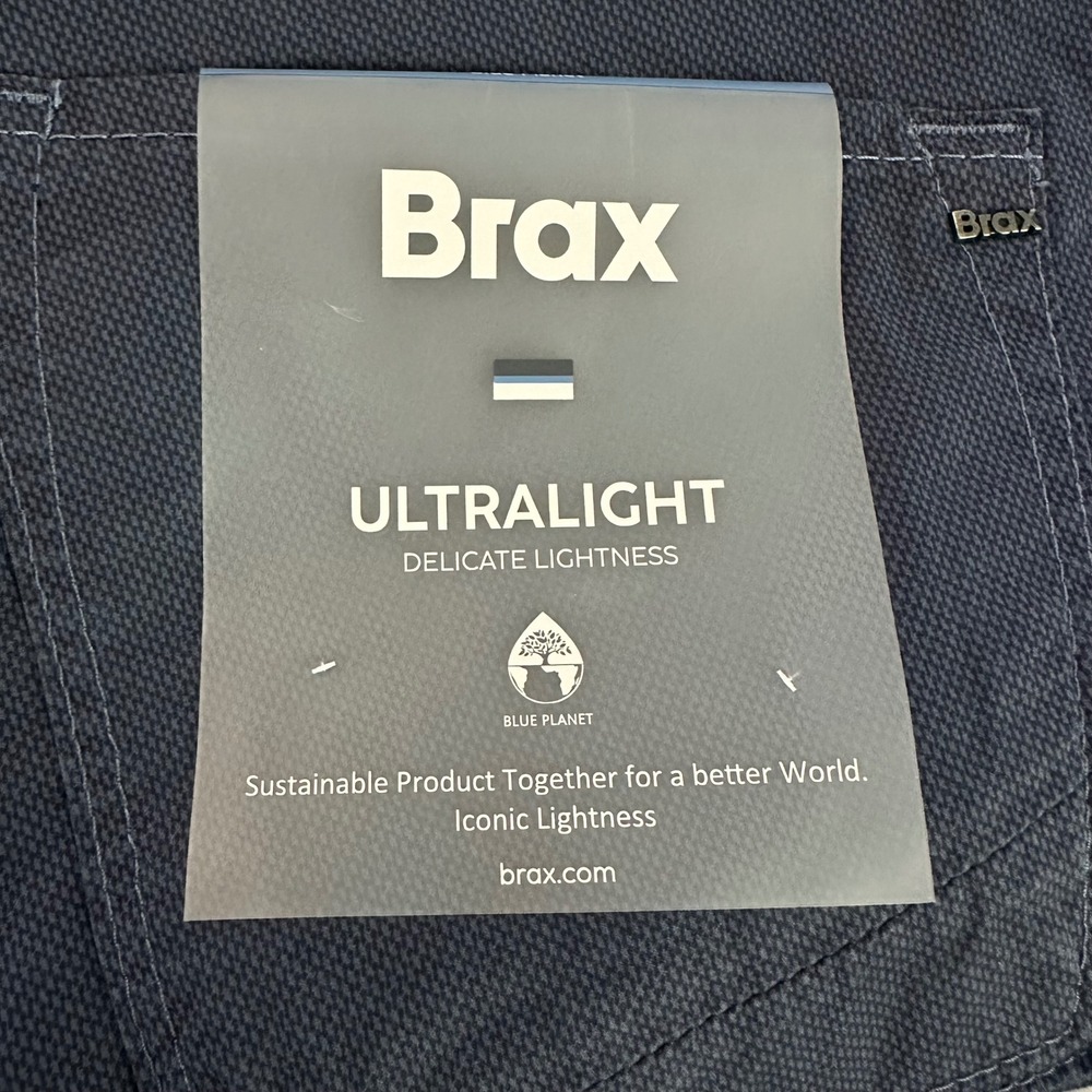 Brax Mens Chuck Modern Fit Ultralight Stretch Pants Navy Blue 42 x 34 NEW - Picture 8 of 10